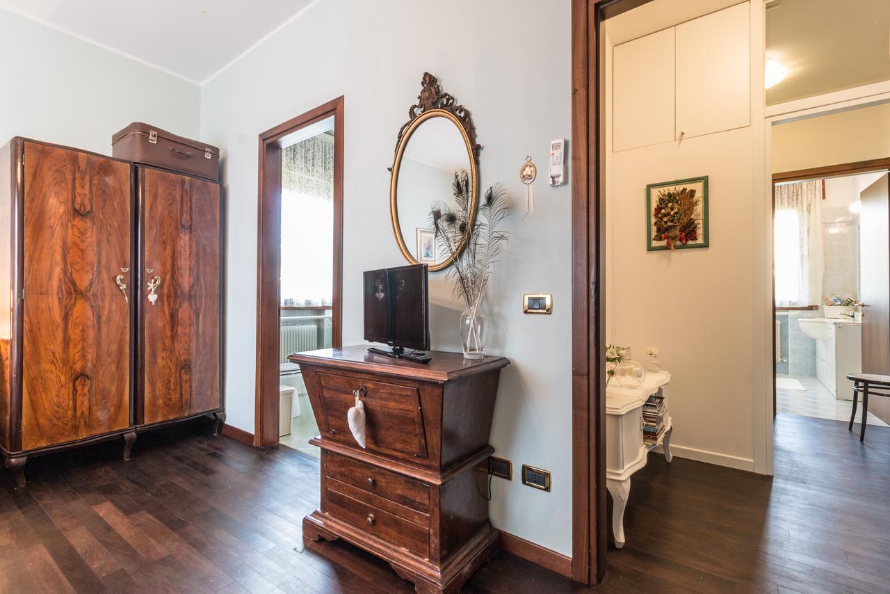 Casa Bibi Villa Cartiera Reali Buitenkant foto