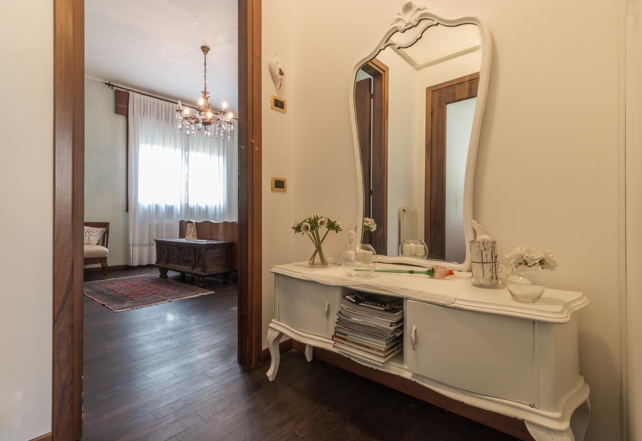 Casa Bibi Villa Cartiera Reali Buitenkant foto