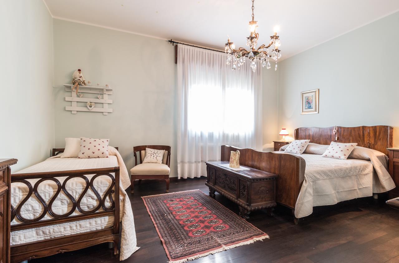 Casa Bibi Villa Cartiera Reali Buitenkant foto