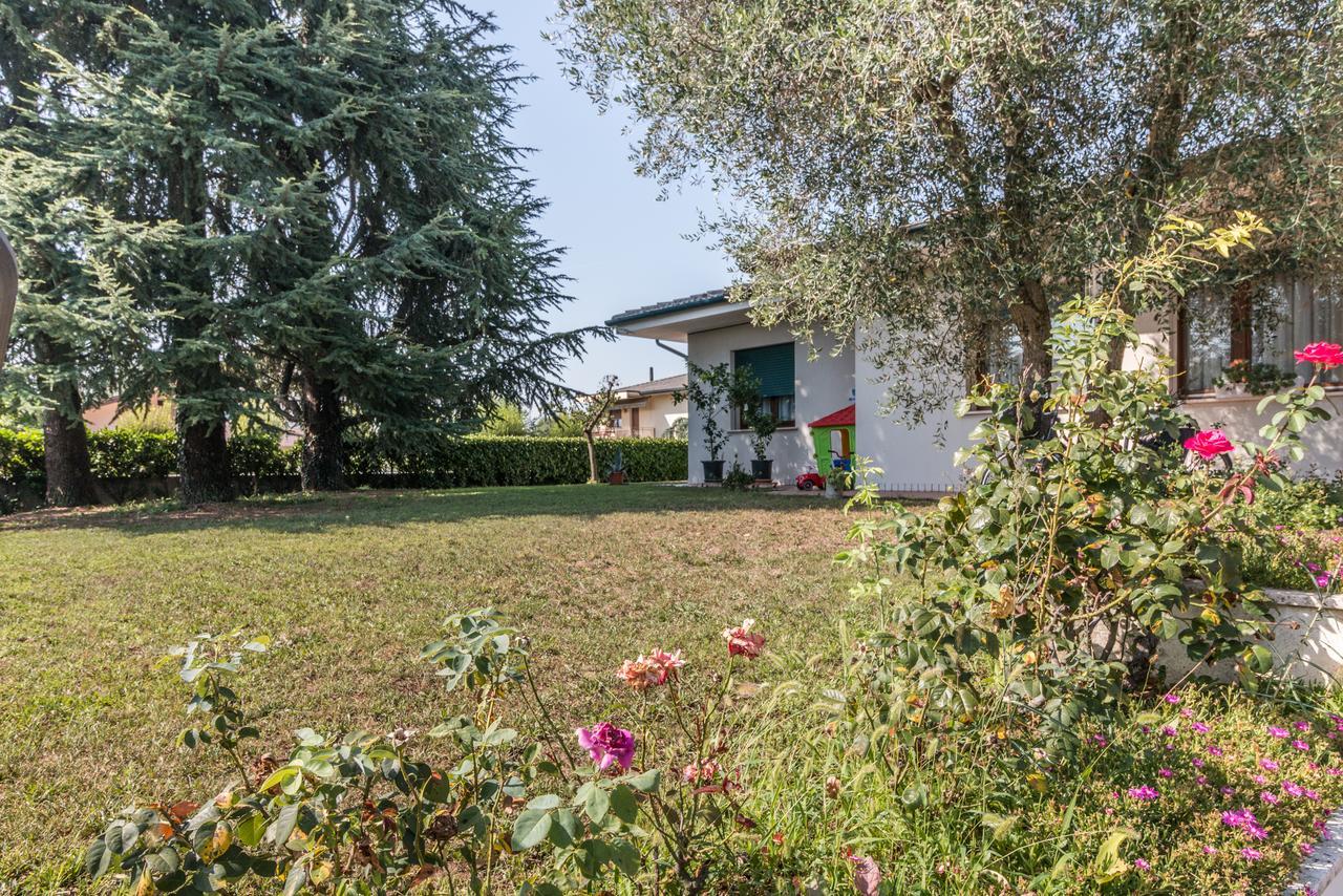 Casa Bibi Villa Cartiera Reali Buitenkant foto